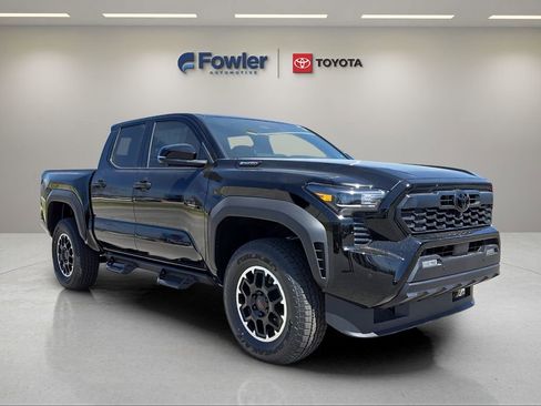 New 2026 Toyota Tacoma TRD Off-Road w/ TRD Off Road Premium Package AWD/4WD image 1