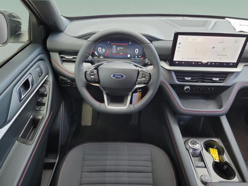 New 2026 Ford Explorer ST-Line w/ Premium Package image 15