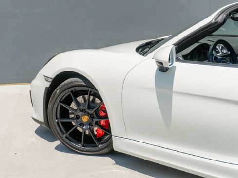 Used 2016 Porsche Boxster Spyder RWD image 48