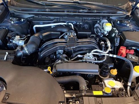 Certified 2025 Subaru Outback Limited AWD/4WD image 30