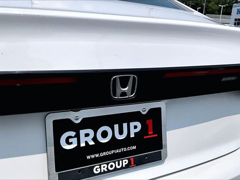 Used 2023 Honda Accord EX image 30