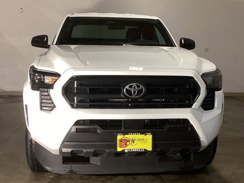 Used 2025 Toyota Tacoma SR w/ Towing Package image 9