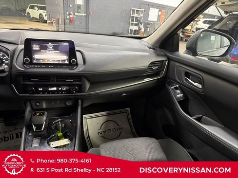 Certified 2025 Nissan Rogue SV AWD/4WD image 32
