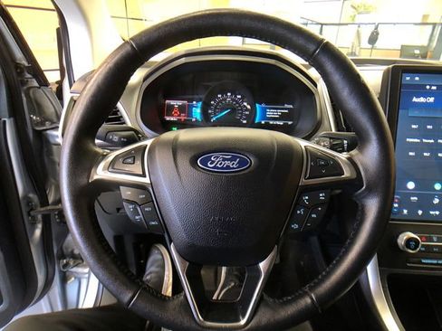 Certified 2024 Ford Edge SEL w/ Convenience Package AWD/4WD image 13