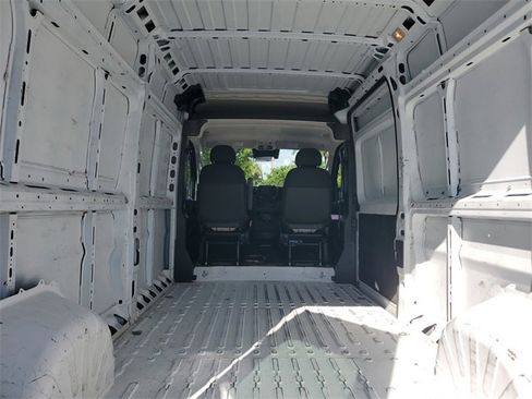 Used 2023 RAM ProMaster 2500 image 8