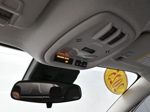 Used 2025 Chevrolet Trax ACTIV w/ Sunroof Package FWD image 26