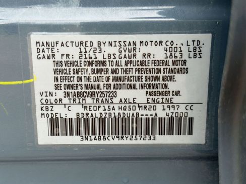 Used 2024 Nissan Sentra SV w/ SV Premium Package FWD image 19