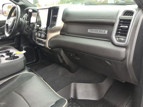 Used 2019 RAM 3500 Laramie w/ Black Appearance Package image 21