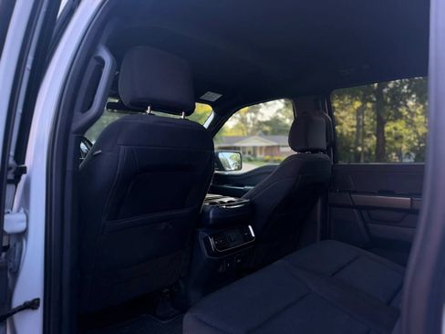 Used 2022 Ford F150 XLT w/ Equipment Group 302A High RWD image 11