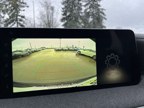 Used 2025 Nissan Kicks SV image 24