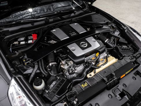 Used 2012 Nissan 370Z Touring w/ Sport Pkg RWD image 53