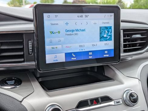 Used 2024 Ford Explorer XLT w/ Equipment Group 202A AWD/4WD image 16