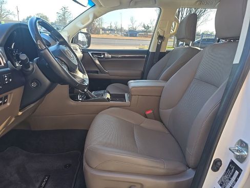 Used 2023 Lexus GX 460 Premium image 23