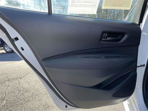 Used 2023 Toyota Corolla LE image 15