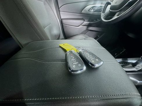 Used 2022 Chevrolet Traverse LT w/ Midnight/Sport Edition AWD/4WD image 41