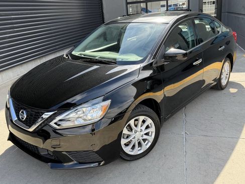 Used 2018 Nissan Sentra SV FWD image 2