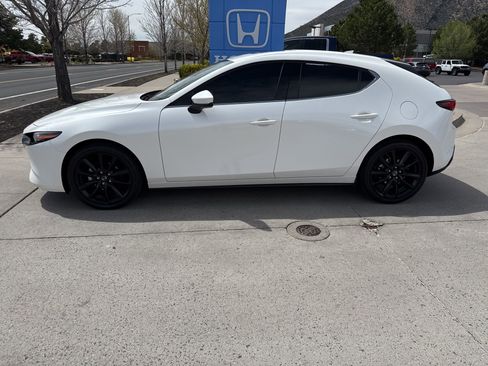 Used 2023 MAZDA MAZDA3 s image 8