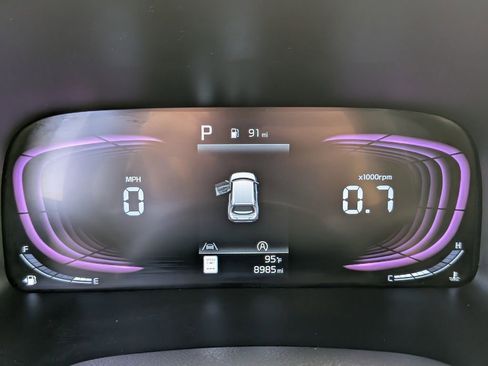 Certified 2025 Kia Soul LX FWD image 34