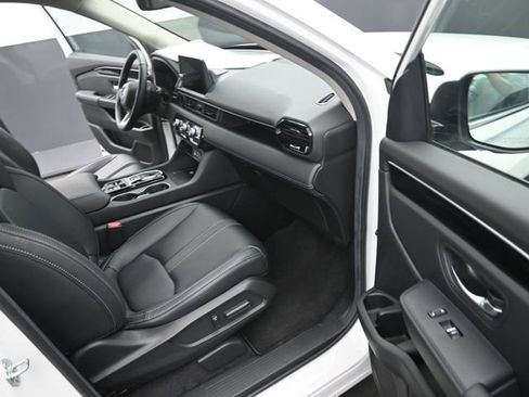 Used 2025 Honda Pilot EX-L image 19