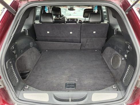 Used 2018 Jeep Grand Cherokee Limited w/ Luxury Group II image 10