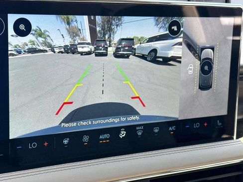 Certified 2025 Lincoln Corsair Reserve AWD/4WD image 27