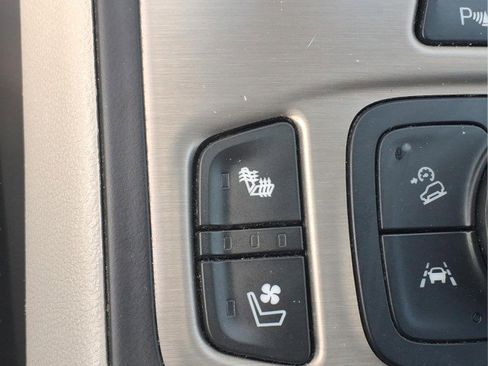 Used 2020 GMC Terrain Denali w/ Denali Premium Package image 14