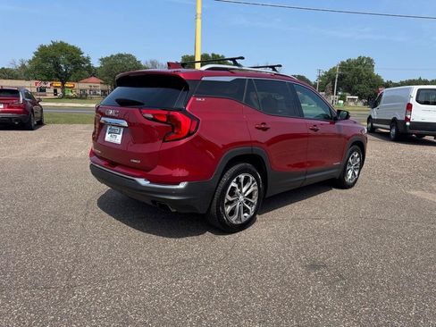 Used 2018 GMC Terrain SLT w/ Preferred Package AWD/4WD image 4