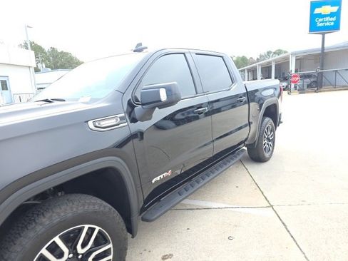 Used 2025 GMC Sierra 1500 AT4 w/ AT4 Premium Package image 3