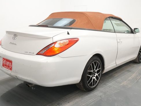 Used 2006 Toyota Solara image 7