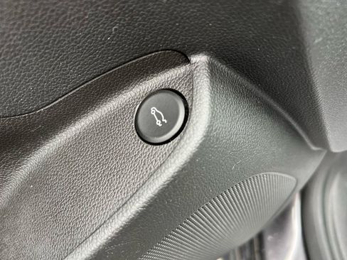 Used 2017 Chevrolet Cruze LT FWD image 34