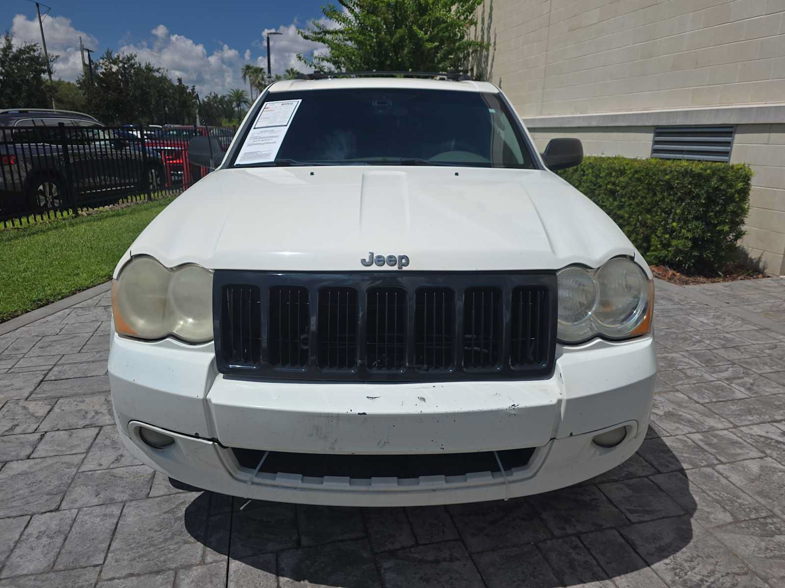 Used 2008 Jeep Grand Cherokee Limited w/ Trailer Tow Group IV RWD image 2