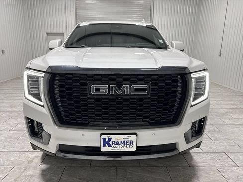 Used 2023 GMC Yukon XL Denali Ultimate AWD/4WD image 32