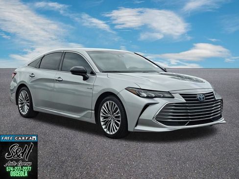 Used 2021 Toyota Avalon XSE w/ Carpet Mat Package (TMS) FWD image 3