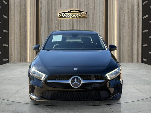 Used 2021 Mercedes-Benz A 220 image 2