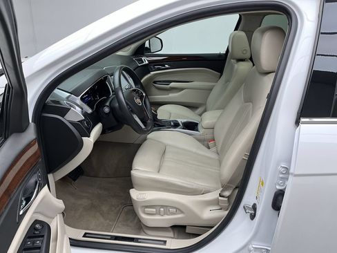Used 2013 Cadillac SRX Luxury w/ Driver Awareness Package AWD/4WD image 3