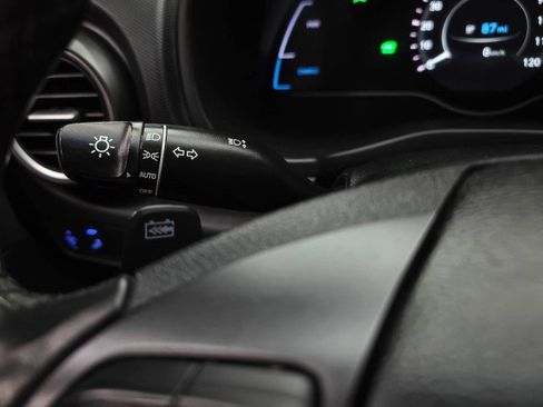 Used 2019 Hyundai Kona Limited FWD image 21
