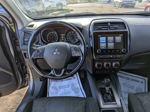 Used 2021 Mitsubishi Outlander Sport SE image 37