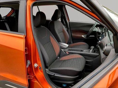 Used 2021 Nissan Kicks SR w/ Interior Electronics Package image 19