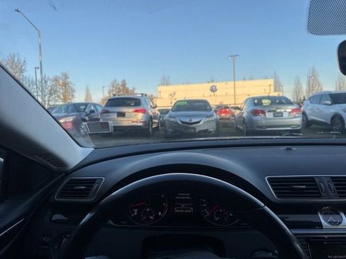 Used 2017 Volkswagen CC Sport image 27