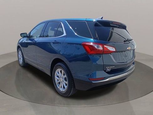 Used 2020 Chevrolet Equinox LT w/ Driver Convenience Package image 5
