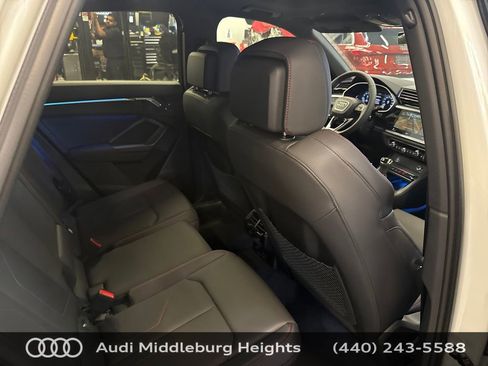 Used 2025 Audi Q3 2.0T Premium Plus w/ Premium Plus Package image 42