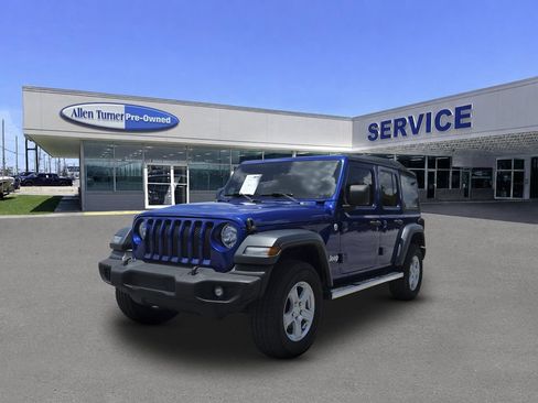 Used 2020 Jeep Wrangler Unlimited Sport S AWD/4WD image 4