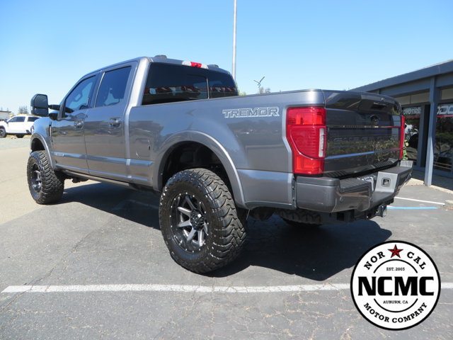 Used 2022 Ford F350 Lariat w/ Tremor Off-Road Package AWD/4WD image 3