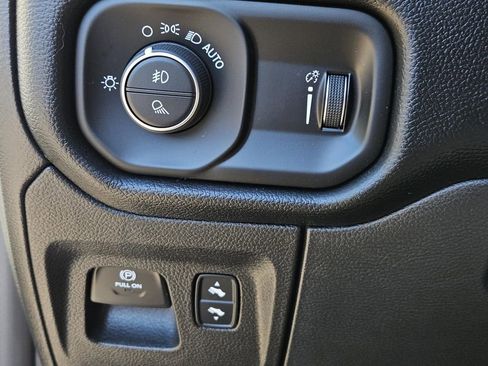 Used 2021 RAM 1500 Lone Star image 19