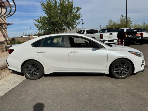 Certified 2021 Kia Forte GT-Line image 2