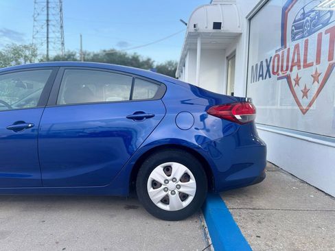 Used 2017 Kia Forte LX FWD image 20