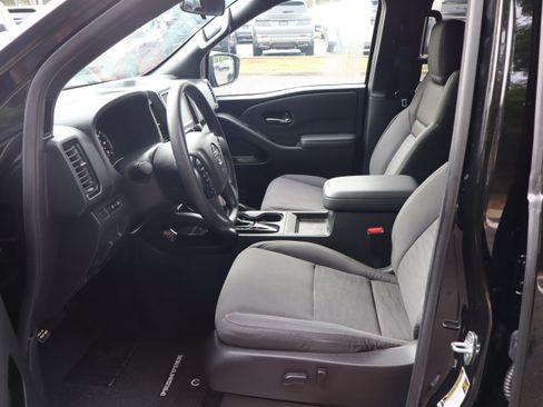 Used 2023 Nissan Frontier SV w/ Midnight Edition Package RWD image 20