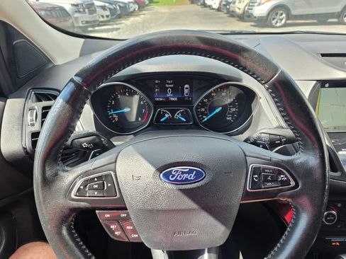 Used 2017 Ford Escape Titanium FWD image 15