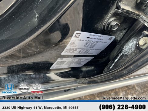 Used 2021 Chevrolet Silverado 1500 High Country image 14