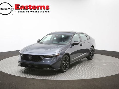 Used 2025 Honda Accord SE image 54